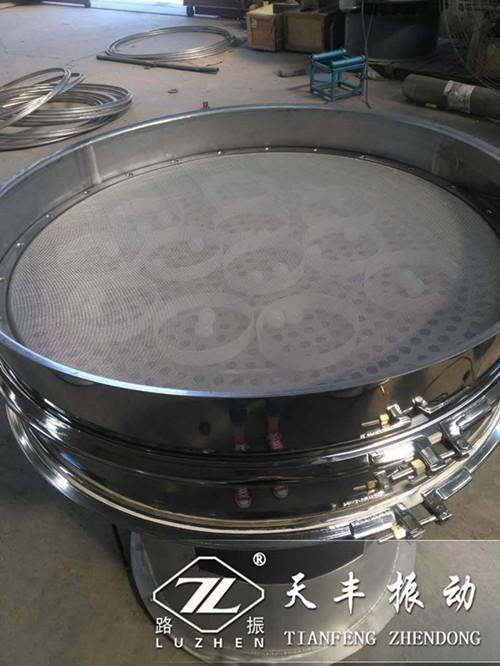 振動篩篩網(wǎng)總是震裂該如何解決？